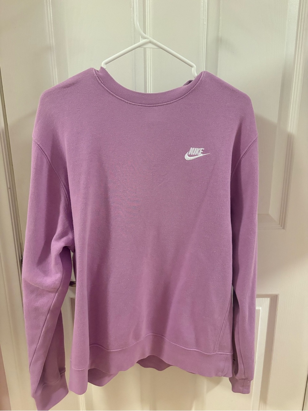 Nike Women’s Purple Crewneck Sweatshirt